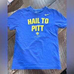 Nike Men's Blue Tee with Yellow Print